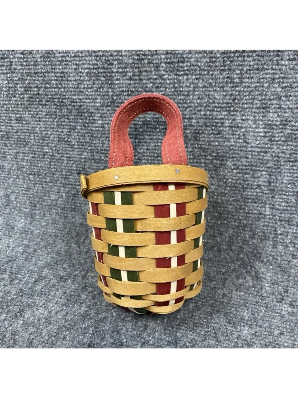 Longaberger 2009 Holiday Sweets Basket With Product Card Plastic Protector